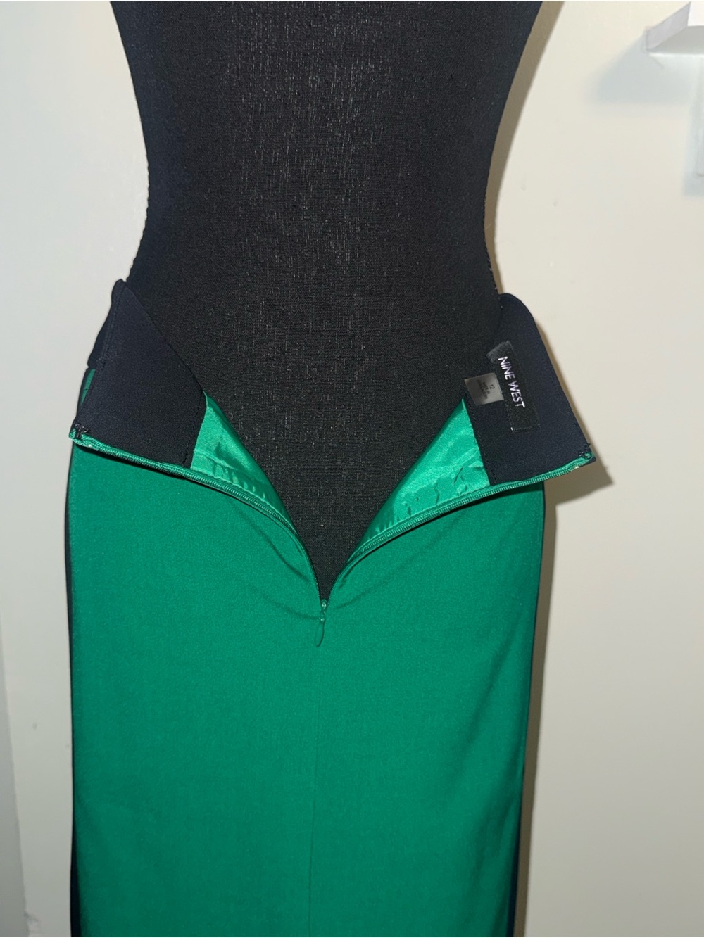 Nine West Green and Black A-Line Pencil Skirt - Picture 4 of 11